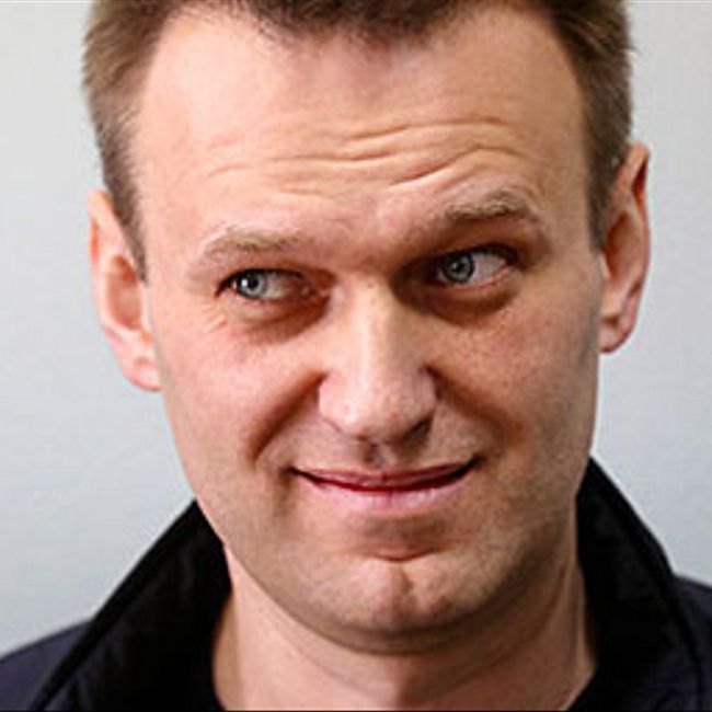 Навальный подаёт в суд на Путина
