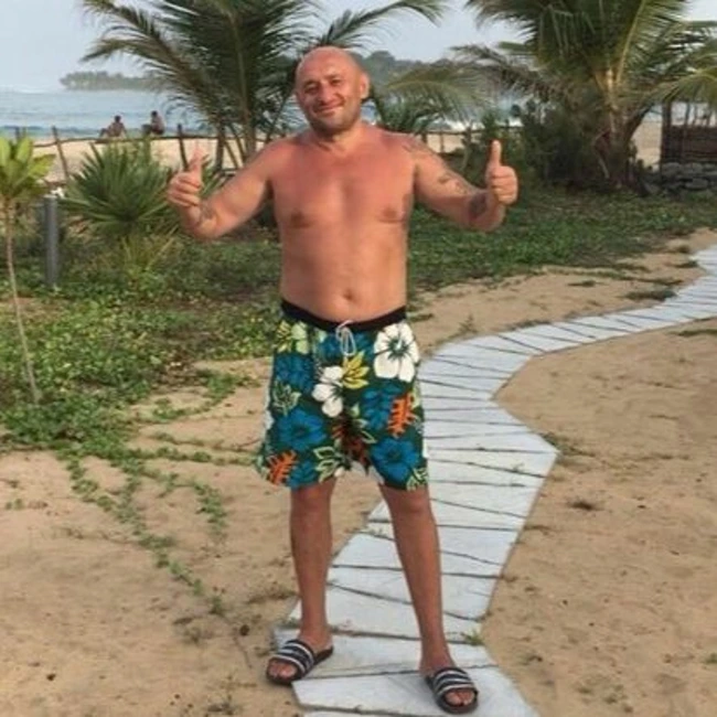 «Ему дали автомат и приказали убить». Деркач выжил на зоне, но его сломали игромания и алкоголь
