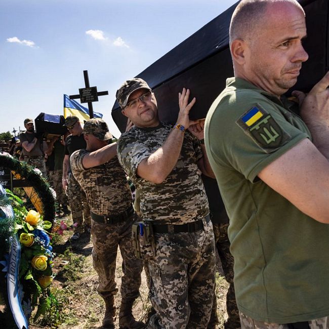 Сколько украинских военных погибло на войне?