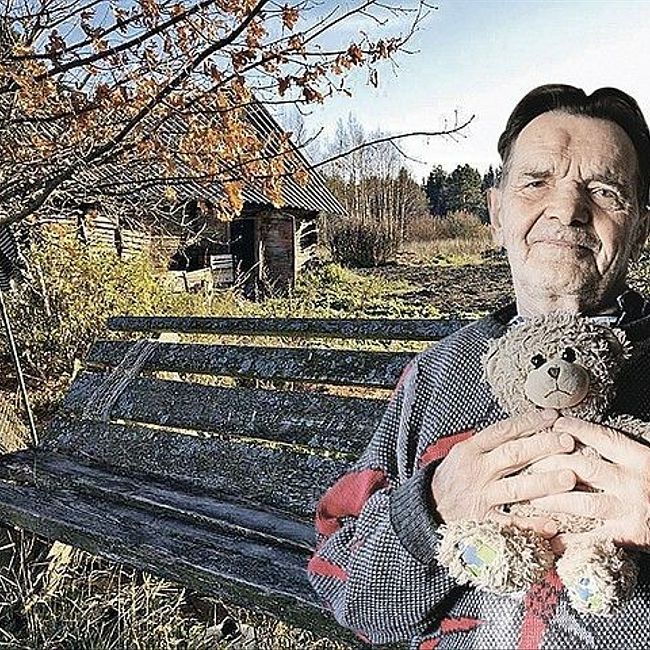 "Робинзон Клюня: На острове Мантсинсаари остался единственный обитатель - 80-летний хранитель его памяти"