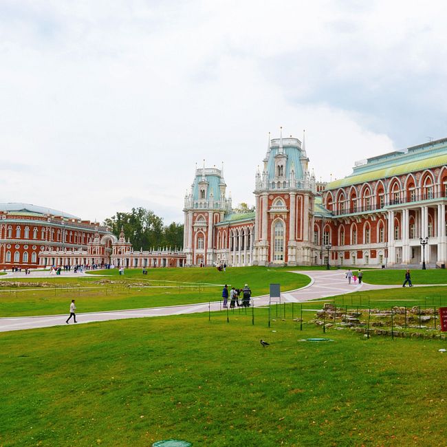 Москва таинственная: Как Царицыно превращалось из царской резиденции в дачный поселок