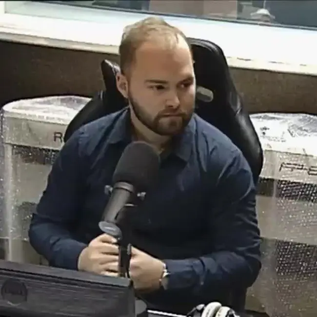 Мистер Пластилинус превратился в Эбенезера Скруджа