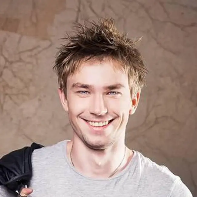 Александр Петров