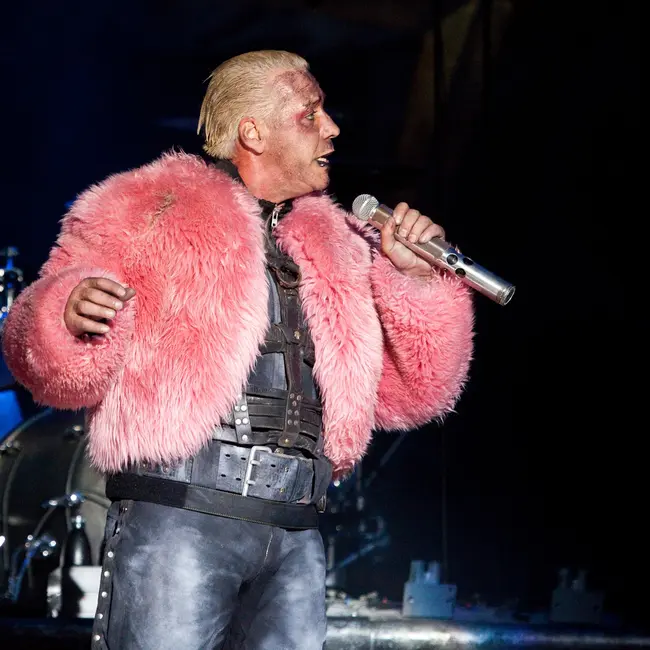 Rammstein выпускают сиквел культового «Live aus Berlin» - «Live In Mexico City»