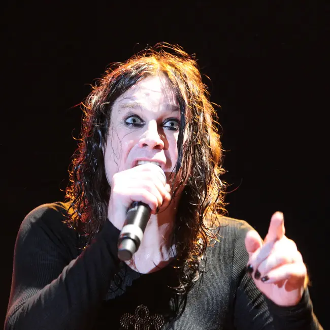 Оззи Осборн жив! вокалиста Black Sabbath воскресят при помощи нейросетей