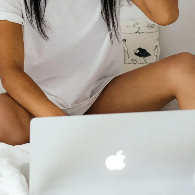 Не травите вебкам-модель