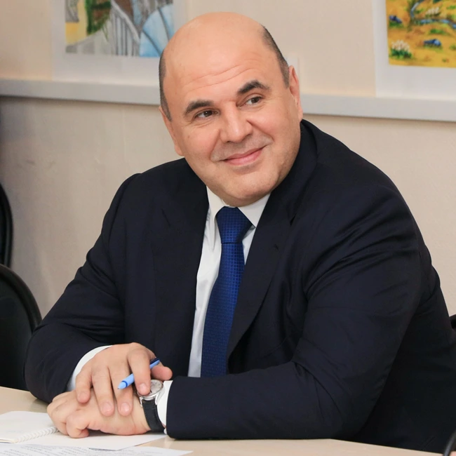 Михаилу Мишустину — 60 лет: разгружал хлеб, создал современную налоговую и удержал экономику в кризис