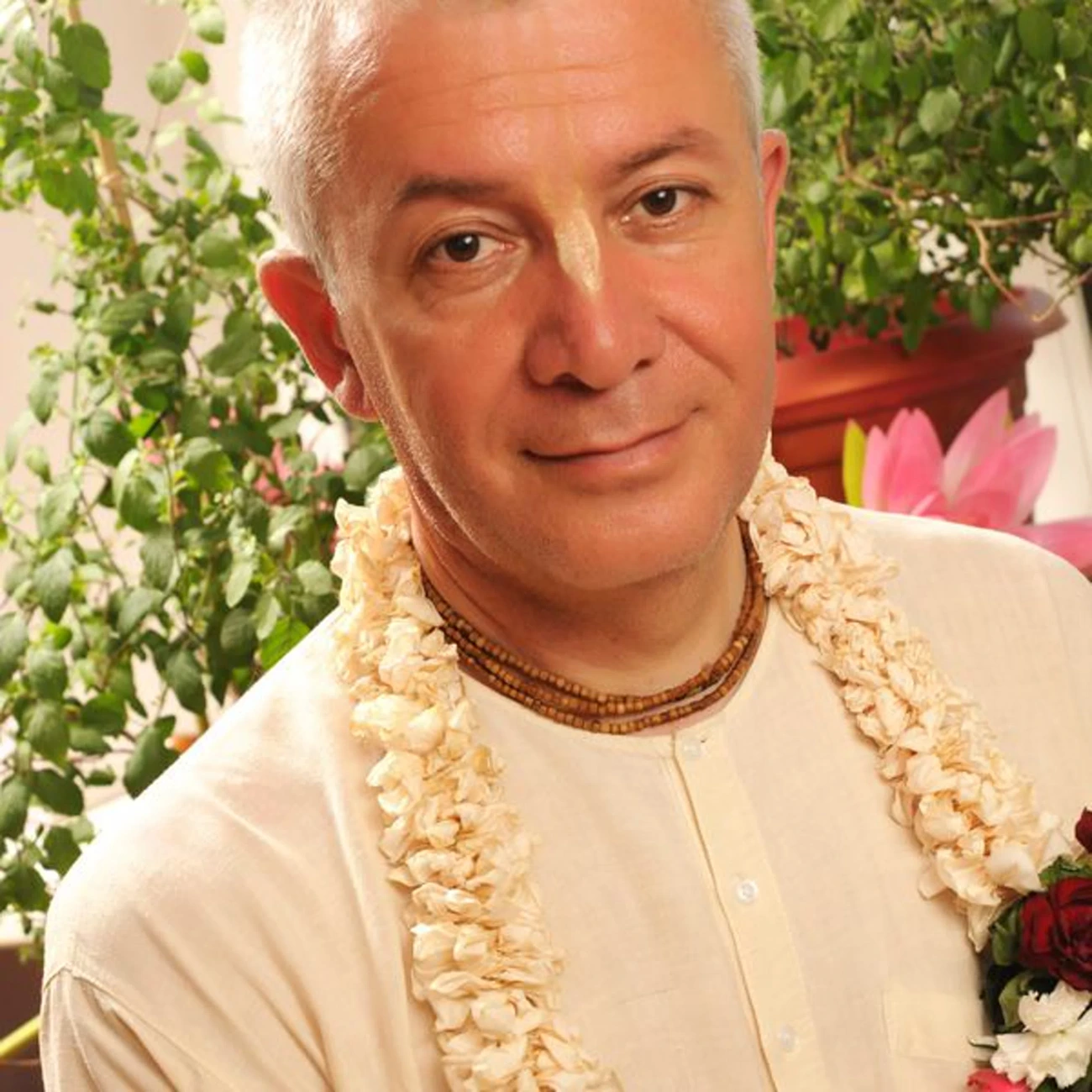 Е.М. Чайтанья Чандра Чаран прабху