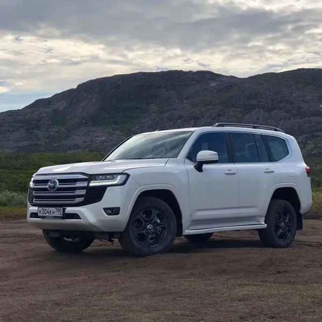 Тест-драйв Toyota Land Cruiser 300