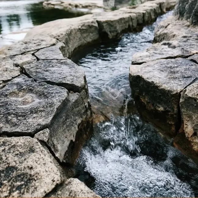 Вода, точащая камень или гипотеза Великого скачка?