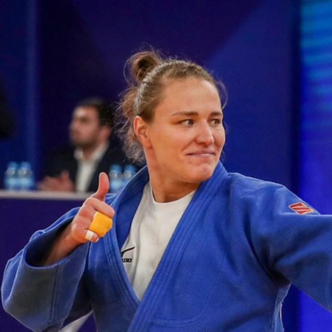 А. Бабинцева. День рождения встретила на сборе