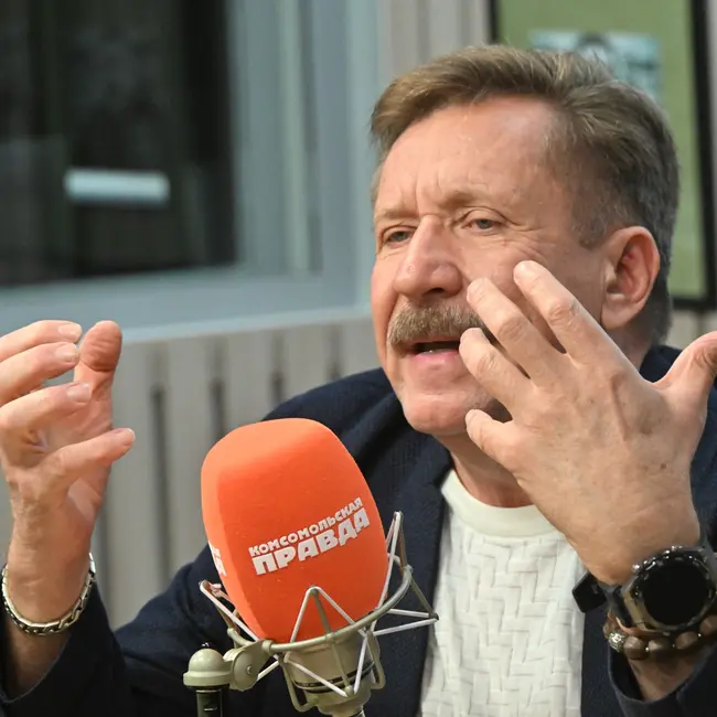 Как Виктор Бут интервью Такеру Карлсону давал