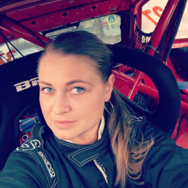 ЕКАТЕРИНА ХАРЛАМОВА