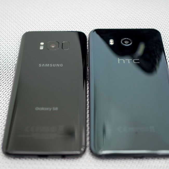 HTC U11 vs SGS8