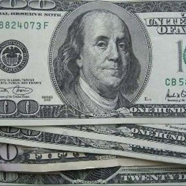 Почему дорожает доллар?
