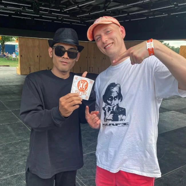 Interview: Teratai Åkande -  Anton Friisgaard & Putu Septa at Roskilde Festival 2025