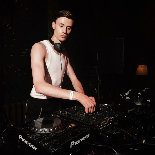 Artem Zhidkov ‒ LIVE@GAZGOLDER CLUB | 14.12.24