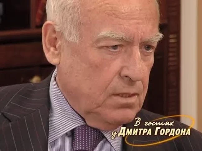 Черномырдин: Когда Ельцин на операционном столе находился, мне предлагали его в отставку отправить