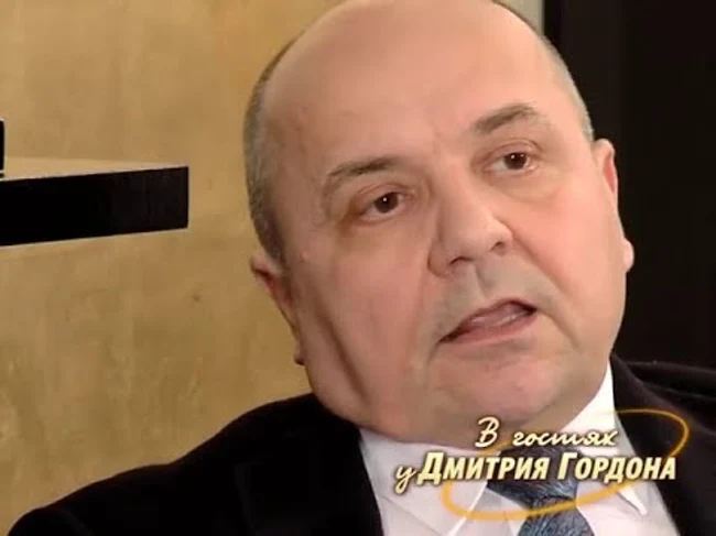 Суворов: Дикие князьки африканские с автоматами Калашникова бегают, а русскому иметь ствол нельзя