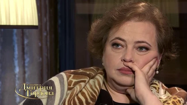 Мостовая об Ахметове, Коломойском и Пинчуке