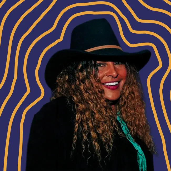 Julia Gets Wise with Pam Grier