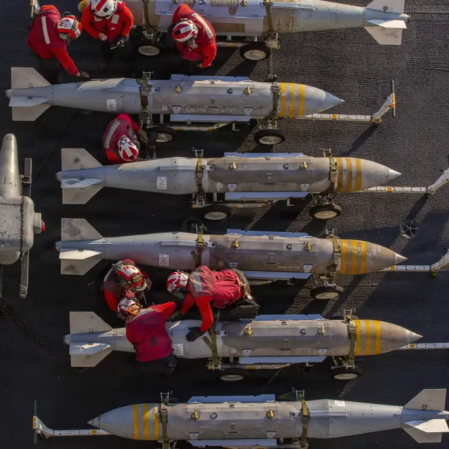 Is the US running out of weapons in the Iran War?