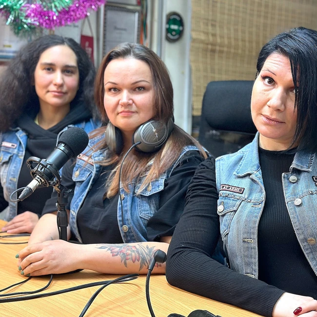 Женский мотоклуб Wings FMC St. Petersburg в гостях у MOTORADIO.