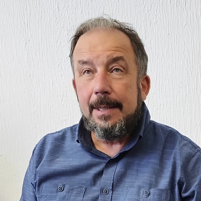 Чемпион мира по кастомайзингу Юрий Шиф дал интервью Олег Капкаеву.
