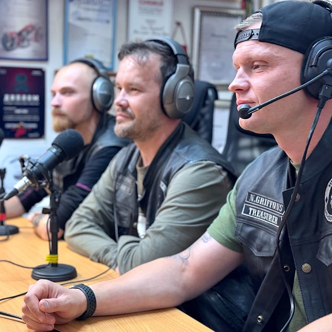 Мотоклуб «Northern Griffons MC St.Petersburg» в гостях у МОТОРАДИО.