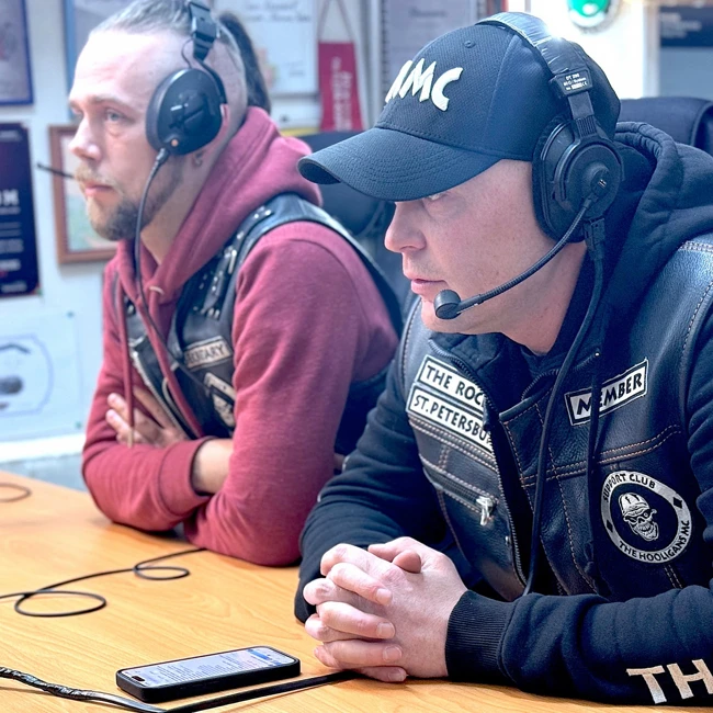 Байкеры мотоклуба «The Rockers MC» - секретарь Марк Шаман и мембер Владимир Григорьев о мотопробеге в честь Дня Победы.