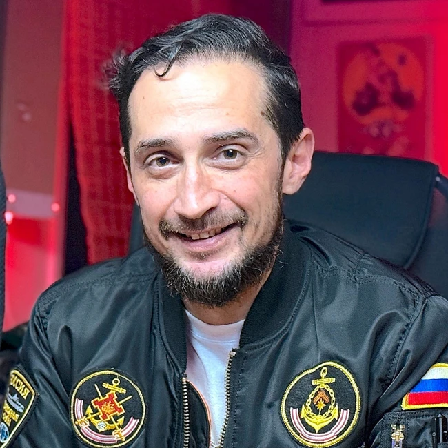Попутный ветер Морской столицы. О крейсере Аврора рассказывает Кирилл Джум (Fordewind MC).