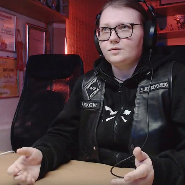 О философии женского мотоклуба рассказывает гость студии - Алина Гартман