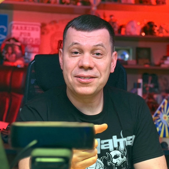 О новом альбоме группы Amalgama и о планах на будущее. Влад Ивойлов в гостях у МОТОРАДИО.