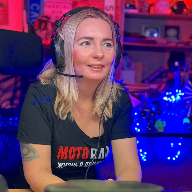 О жизни сообщества «Девушки-Байкеры» и об итогах года рассказывает Алена Рубенс.