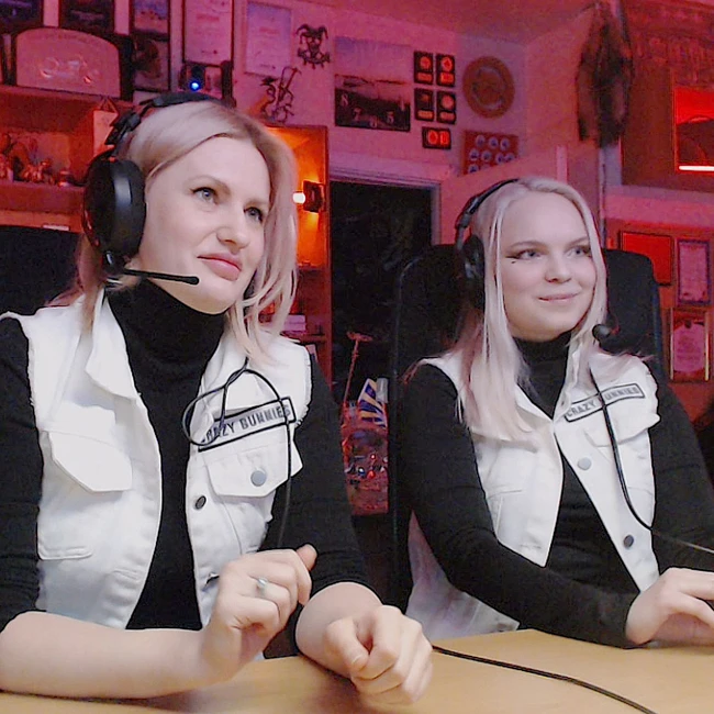 Женское мотосообщество «Crazy Bunnies» в гостях у МОТОРАДИО.