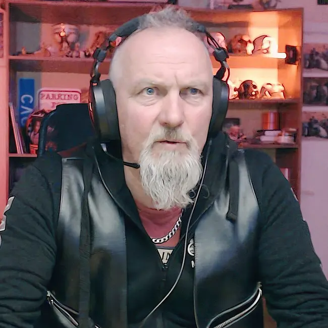 Кастом-мотоциклы - тяжкий труд или любимое хобби?