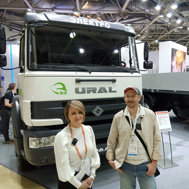 Первый, полностью электрический «УРАЛ» на выставке COMTRANS 2023 представляет Ольга Рябова - руководитель проекта «перспективная модульная электроплатформа» автомобильного завода «УРАЛ»