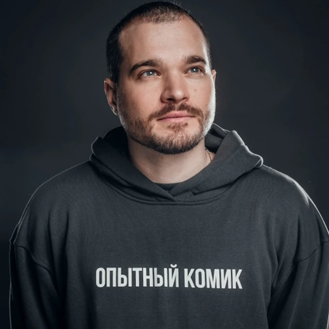 Иван Гаркушко  - комик в эфире Радио на Стройке .