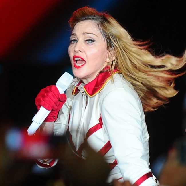 Madonna, чтобы проанонсировать новый альбом, в 67 лет снялась в откровенной фотосессии