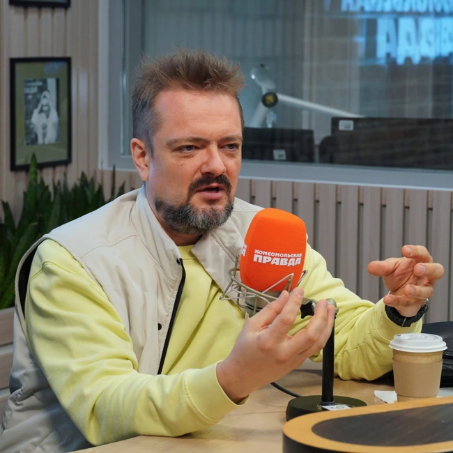 Пушной объединил в новой песне Кадышеву, Максим и Инстасамку