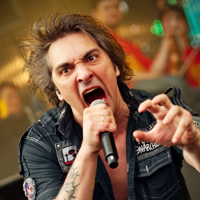 «Король и Шут» против «Ленинграда»: за что Горшок наехал на Шнурова