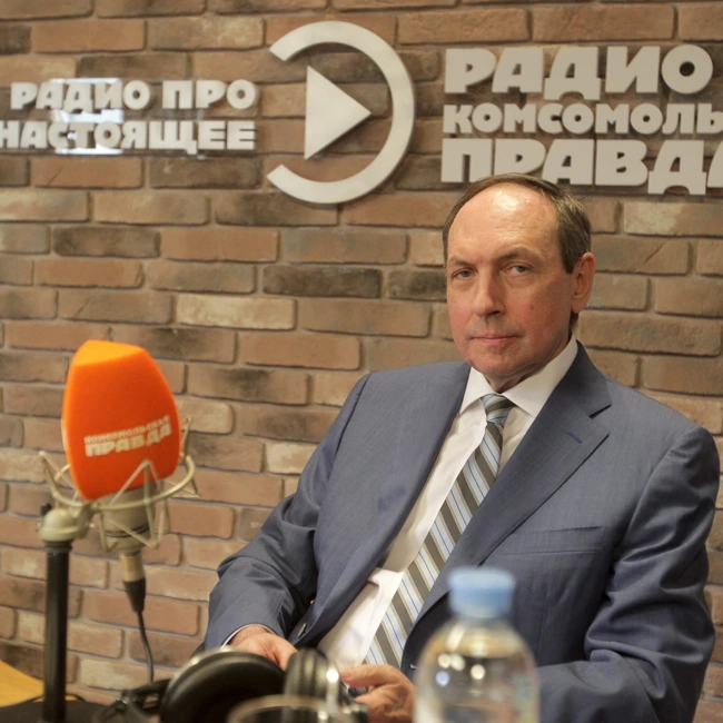 Вячеслав Никонов: На Западе испугались удара «Орешника», просто не показывают этого