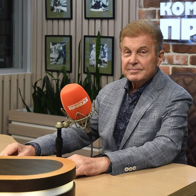 Лев Лещенко: Овечкин воспитан советской школой спорта. Поэтому не забыл о корнях