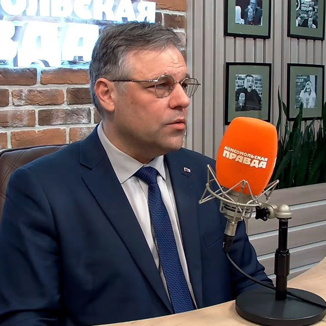 Родион Мирошник: Предлагаемые Зеленским выборы и референдум — фейки