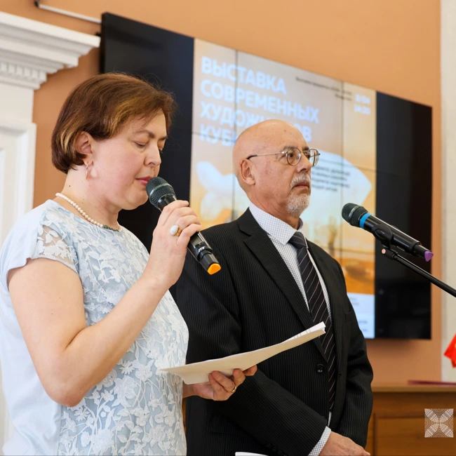 Интервью с Карлосом Уилсоном Варасом Робледо и Зинфирой Кроватти, преподавателями испанского языка