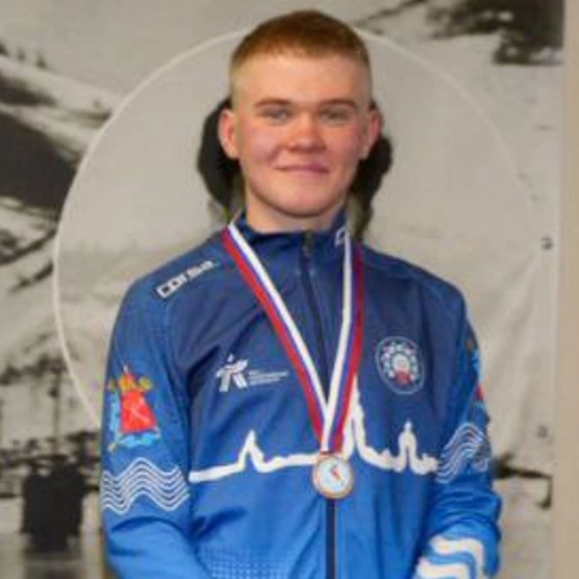 В.Воробьев. Старался сделать себе подарок!