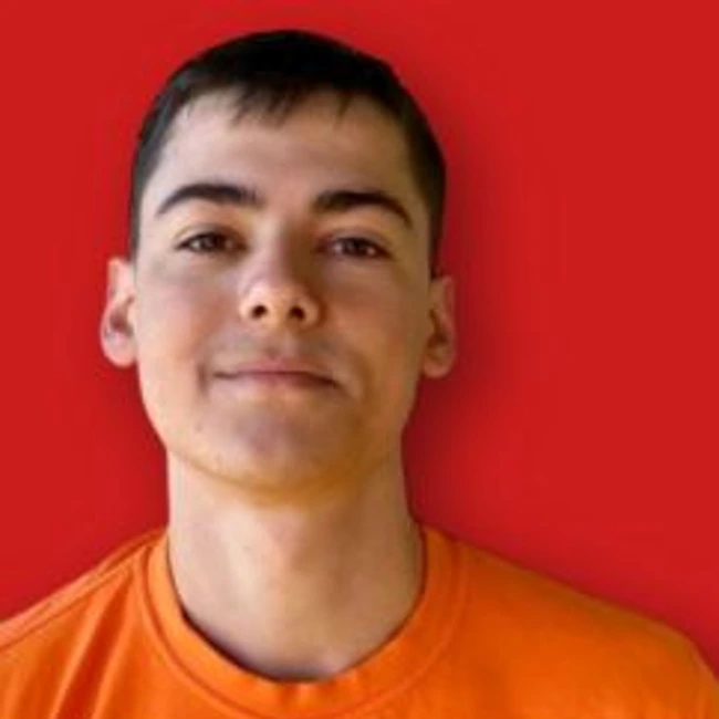 Н. Домашов. Защитили титул