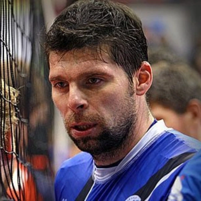 Р. Яковлев. Чемпионы в процессе перестройки