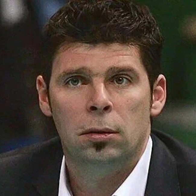 Р.Яковлев. Все те же на манеже