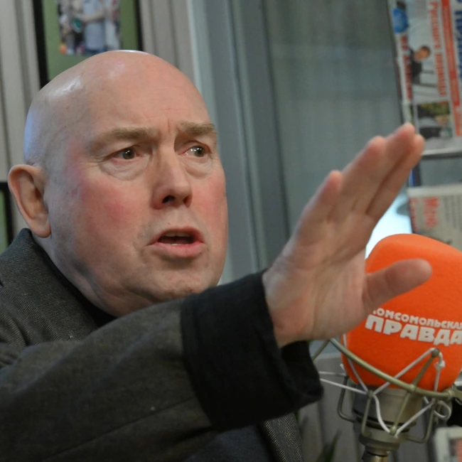 Актера Виктора Сухорукова натравили на Ларису Долину с помощью нейросети